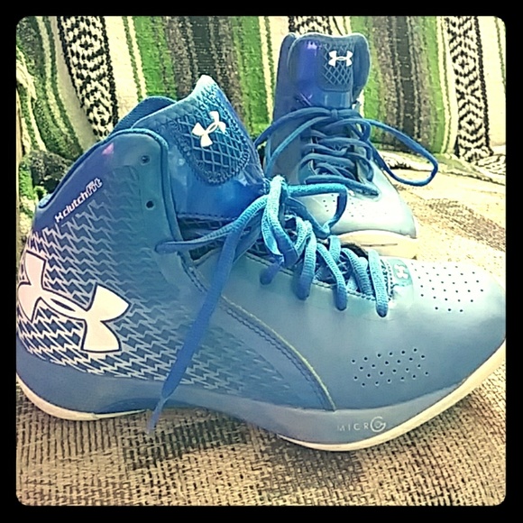 Under Armor Clutchfit tennis shoes - Picture 1 of 5